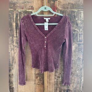 TILLYS / FULL TILT PLUM LOW CUT THERMAL TOP NWT